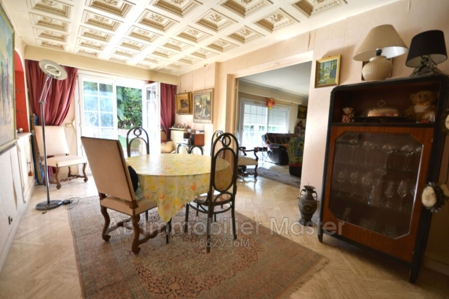 Maison à vendre à Vallauris — Vue parc & jardin — photo 6