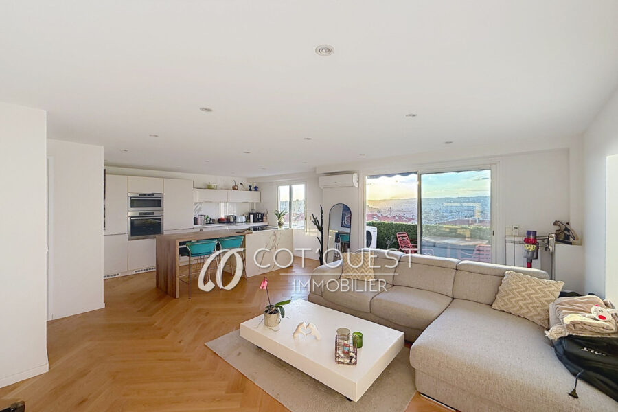 Appartement à vendre à Nice — Vue sur la ville — photo 4