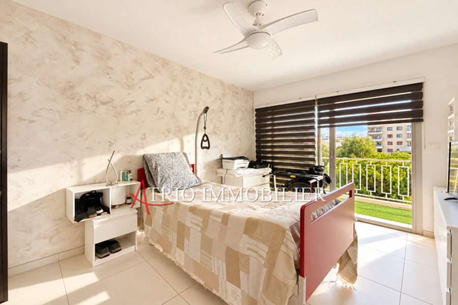 Appartement à vendre à Cagnes-sur-Mer — Vue mer — photo 8