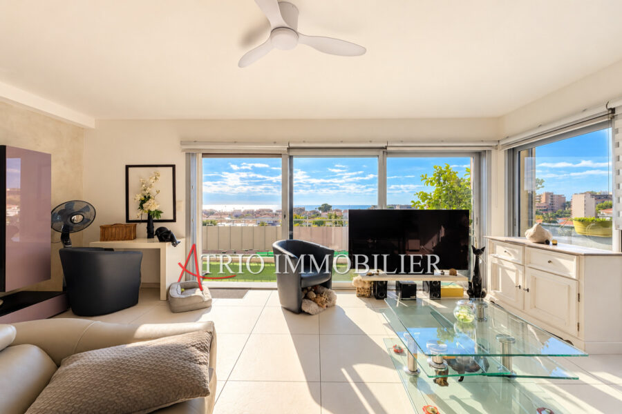 Appartement à vendre à Cagnes-sur-Mer — Vue mer — photo 3