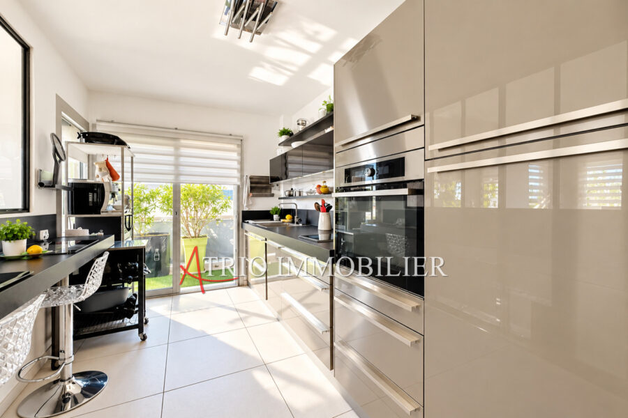 Appartement à vendre à Cagnes-sur-Mer — Vue mer — photo 5