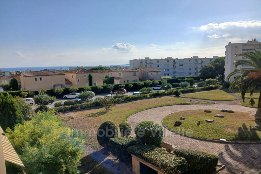 Appartement à vendre à Cagnes-sur-Mer — Vue mer — photo 2
