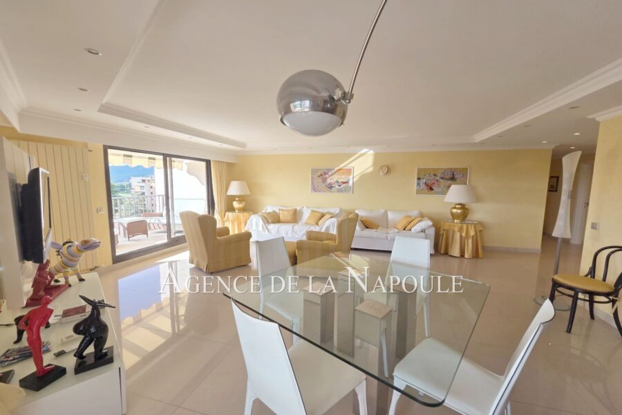 Appartement à vendre à Mandelieu-la-Napoule — Vue marina & port — photo 6