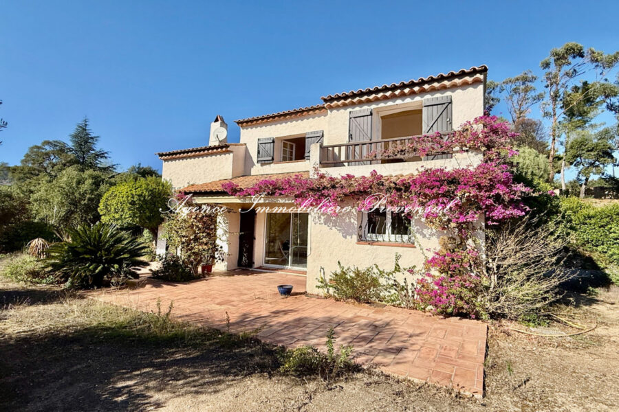 Maison à vendre à Sainte-Maxime — Vue mer — photo 14