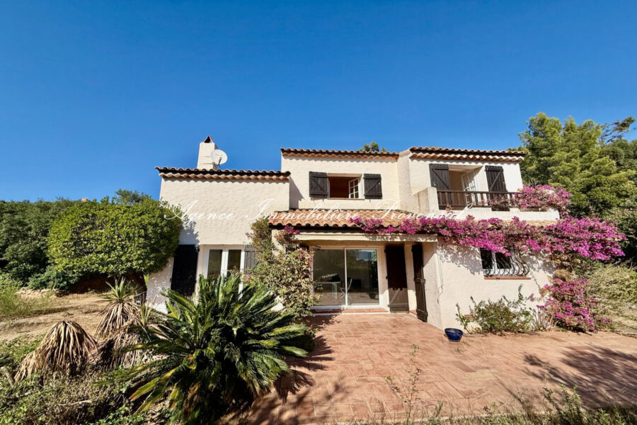 Maison à vendre à Sainte-Maxime — Vue mer — photo 16