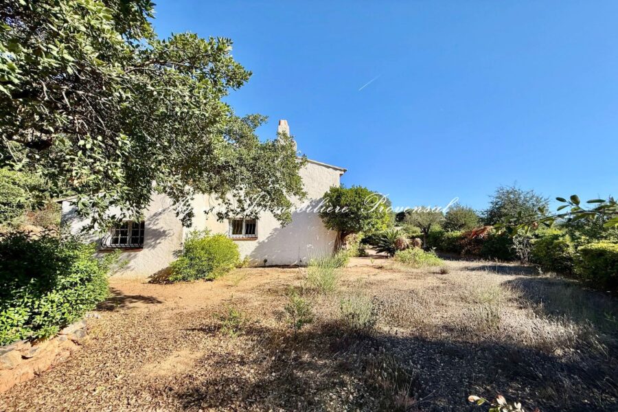 Maison à vendre à Sainte-Maxime — Vue mer — photo 7