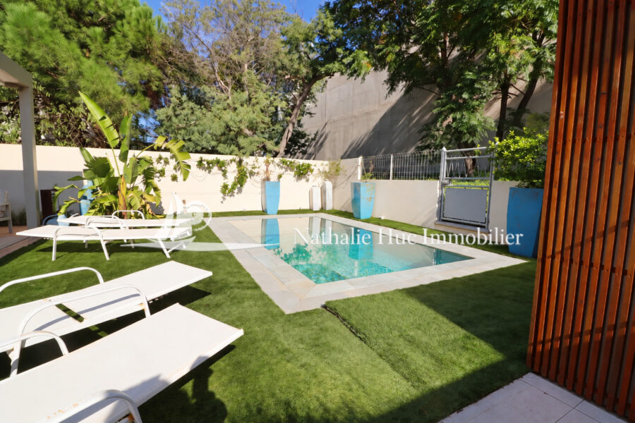 Maison à vendre à Canet-en-Roussillon — Vue parc & jardin — photo 3