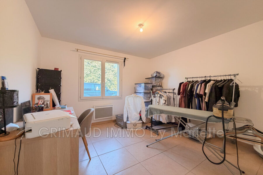 Maison à vendre à La Garde-Freinet — Vue nature — photo 10