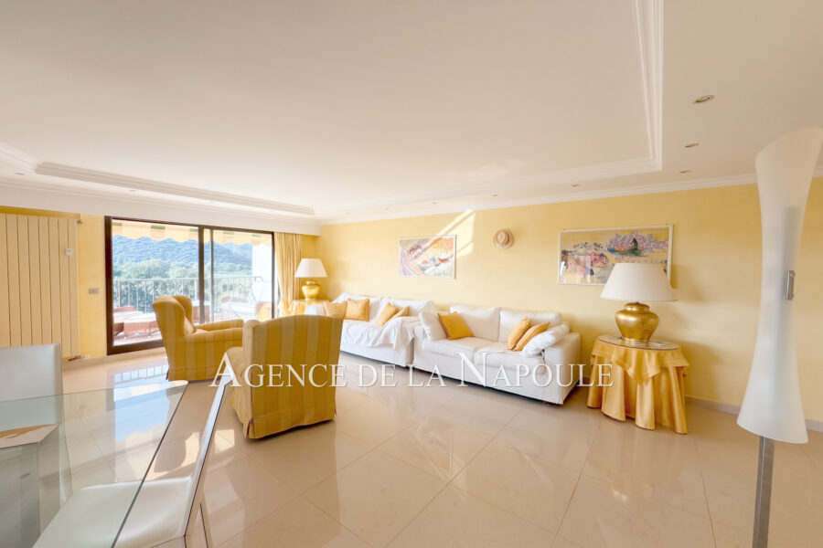 Appartement à vendre à Mandelieu-la-Napoule — Vue marina & port — photo 3