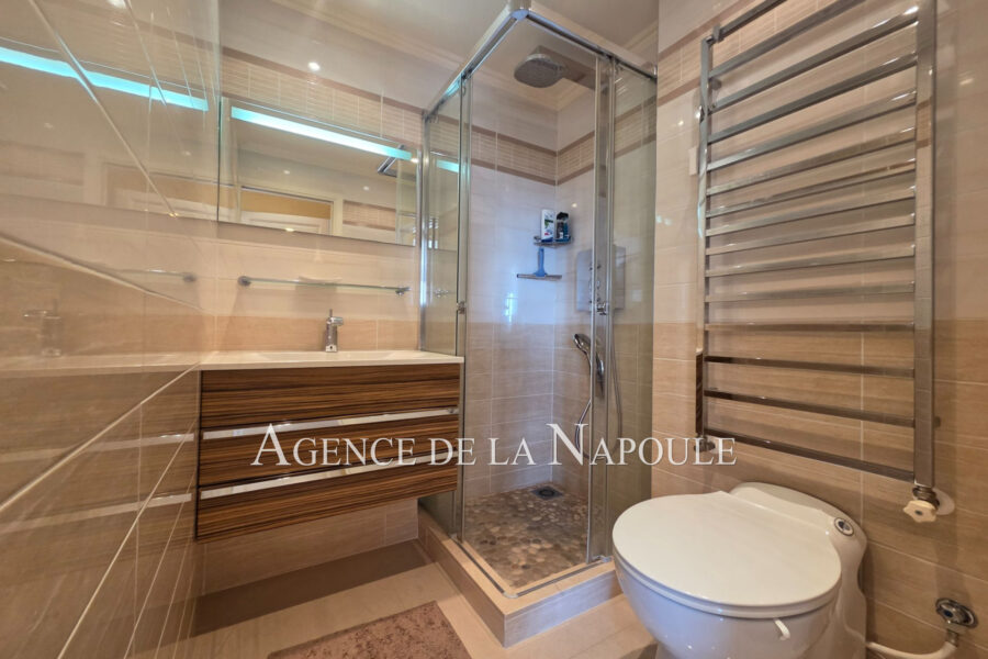 Appartement à vendre à Mandelieu-la-Napoule — Vue marina & port — photo 18