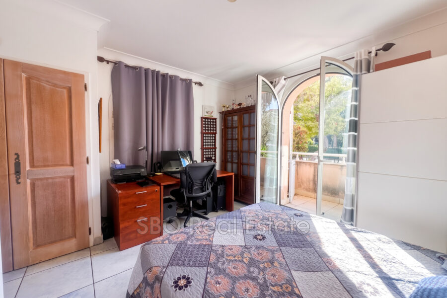 Appartement à vendre à Cannes — Vue parc & jardin — photo 7