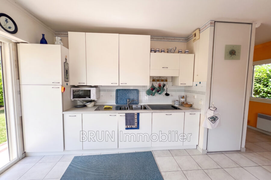 Appartement à vendre à Antibes — Vue parc & jardin — photo 6