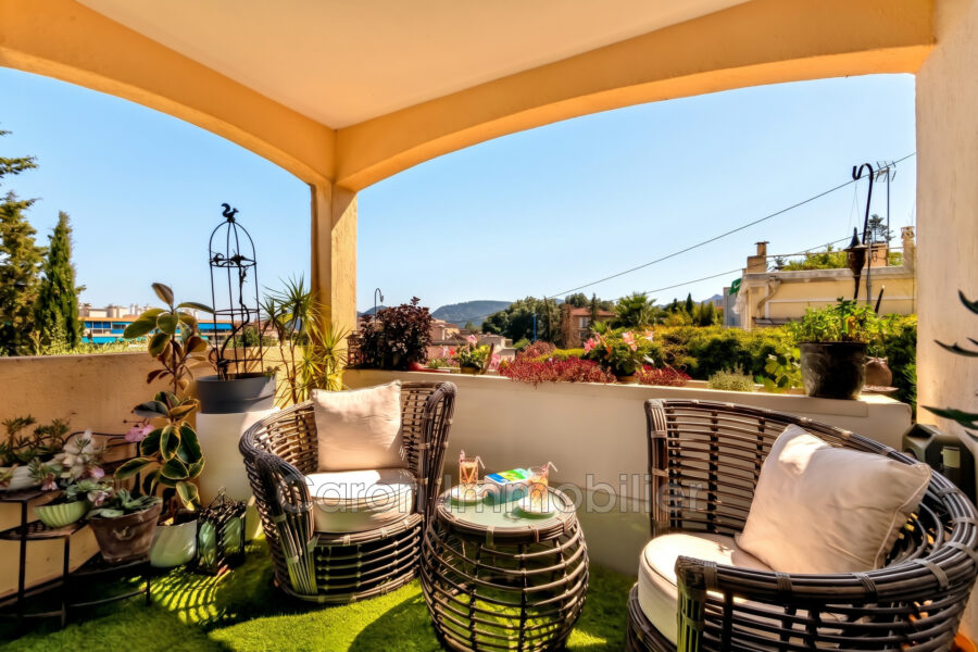 Maison à vendre à Mandelieu-la-Napoule — Vue sur la ville — photo 4