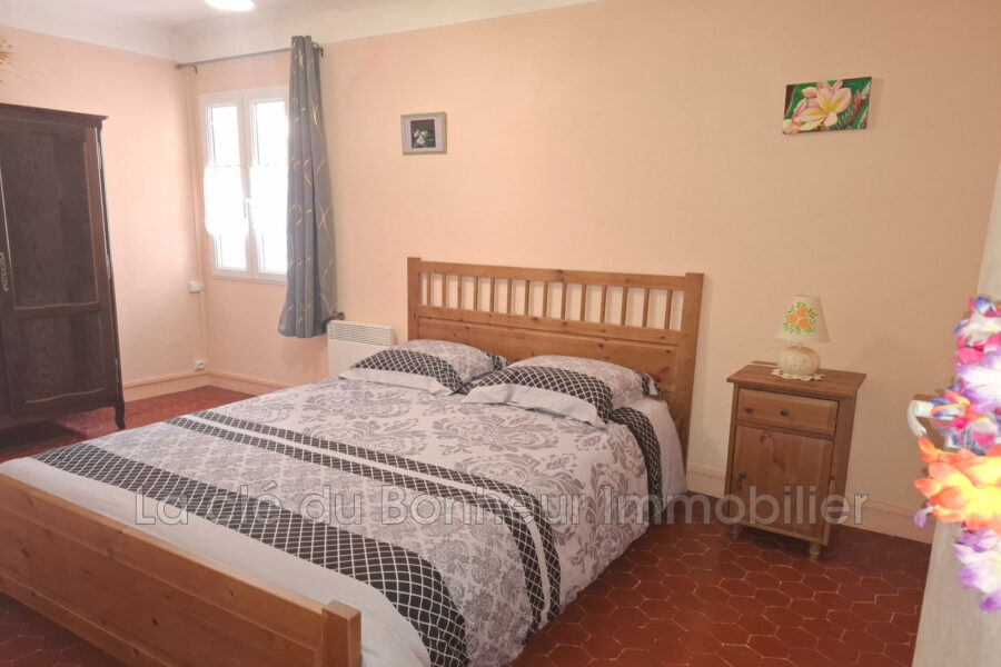 Maison à vendre à Aiguines — Vue lac — photo 7