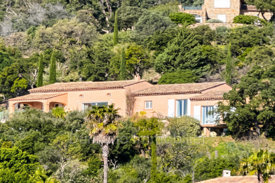 Maison à vendre à Le Plan-de-la-Tour — Vue montagne — photo 2