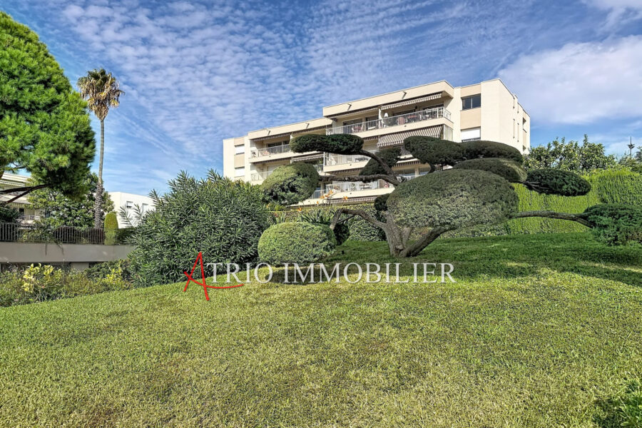 Appartement à vendre à Saint-Laurent-du-Var — Vue parc & jardin — photo 8