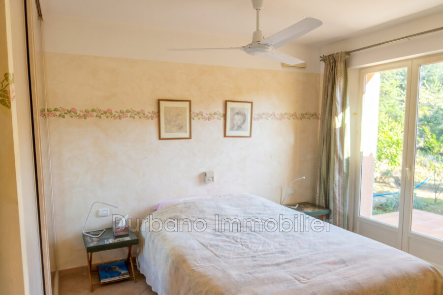 Maison à vendre à Le Plan-de-la-Tour — Vue montagne — photo 11