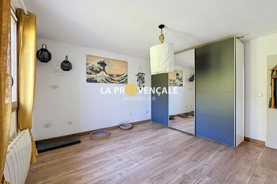 Maison à vendre à Trets — Vue parc & jardin — photo 11