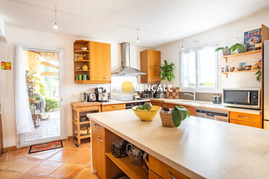 Maison à vendre à Pourrières — Vue nature — photo 10