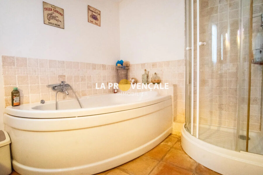 Maison à vendre à Pourrières — Vue nature — photo 17