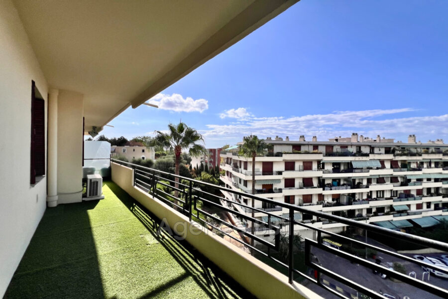 Appartement à vendre à Nice — Vue sur la ville — photo 2
