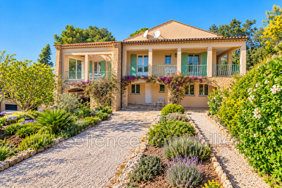 Maison à vendre à Les Issambres — Vue mer — photo 2