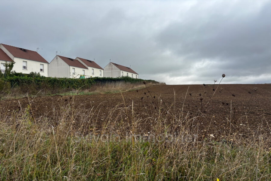 Terrain à vendre à Milly-sur-Thérain — Vue dégagée — photo 1