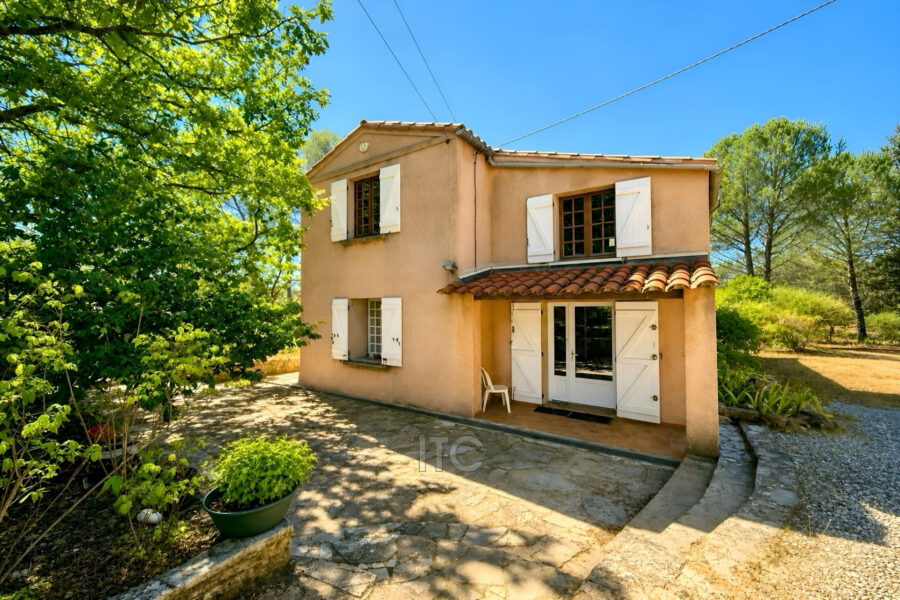 Maison à vendre à Trets — Vue parc & jardin — photo 3