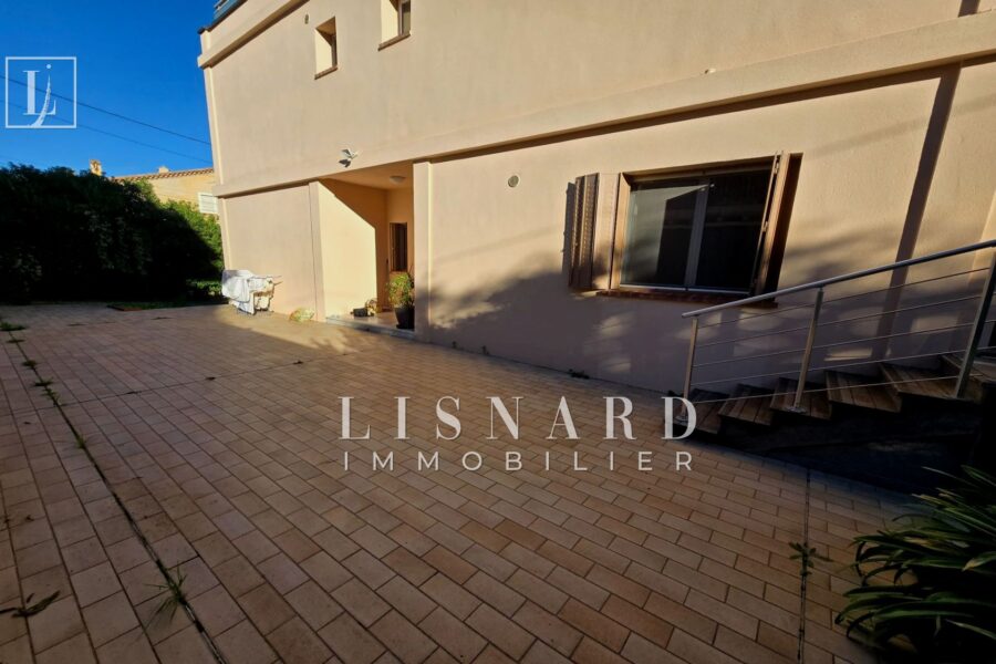 Maison à vendre à Golfe-Juan — Vue mer — photo 14