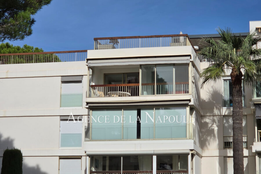 Appartement à vendre à Mandelieu-la-Napoule — Vue mer — photo 10