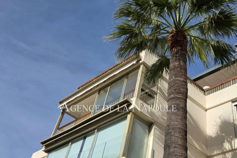 Appartement à vendre à Mandelieu-la-Napoule — Vue mer — photo 11