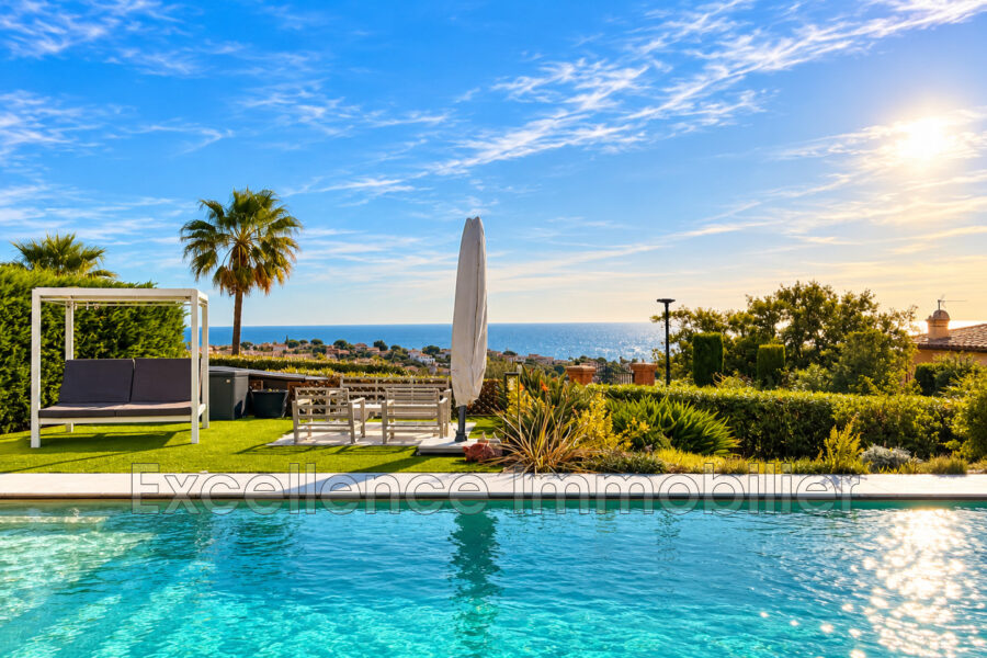 Maison à vendre à Sainte-Maxime — Vue mer — photo 3