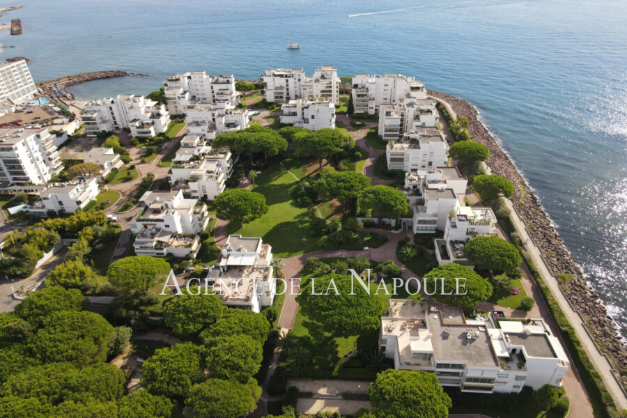 Appartement à vendre à Mandelieu-la-Napoule — Vue mer — photo 16