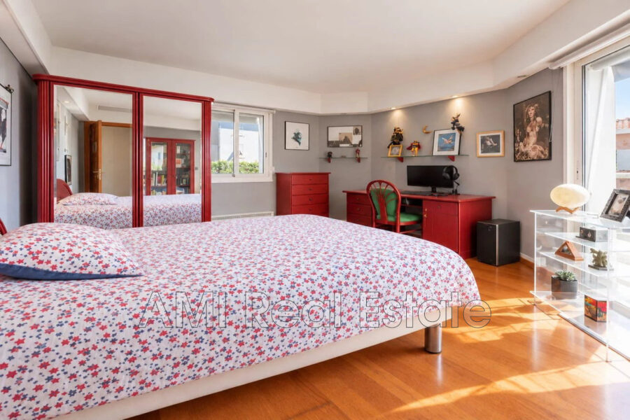 Maison à vendre à Nice — Vue mer — photo 8