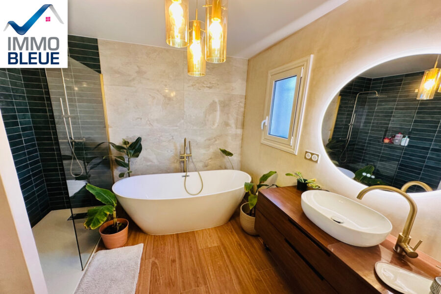 Maison à vendre à Martigues — Vue parc & jardin — photo 10