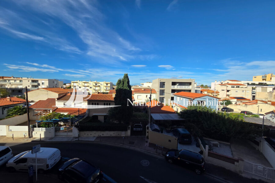 Appartement à vendre à Canet-en-Roussillon — Vue sur la ville — photo 1