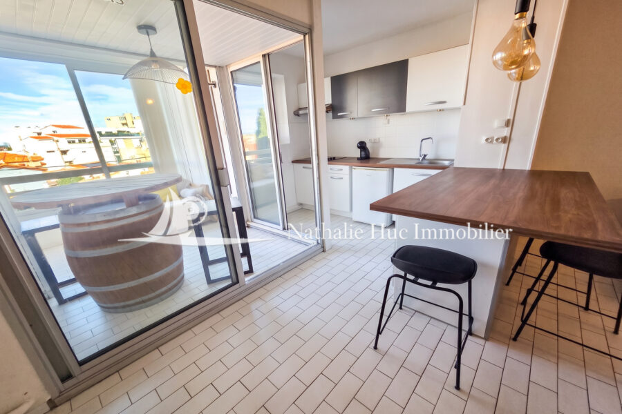 Appartement à vendre à Canet-en-Roussillon — Vue sur la ville — photo 2