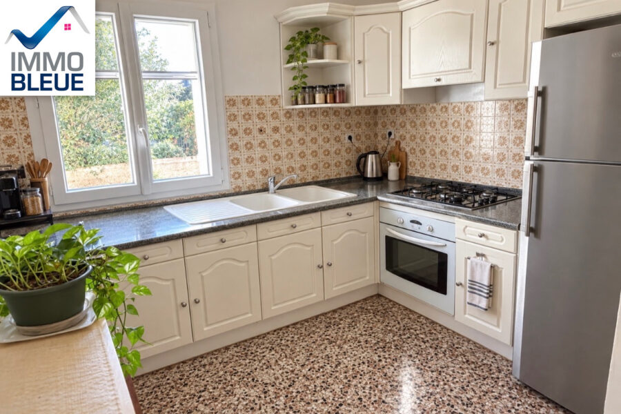 Appartement à vendre à Marignane — Vue parc & jardin — photo 4