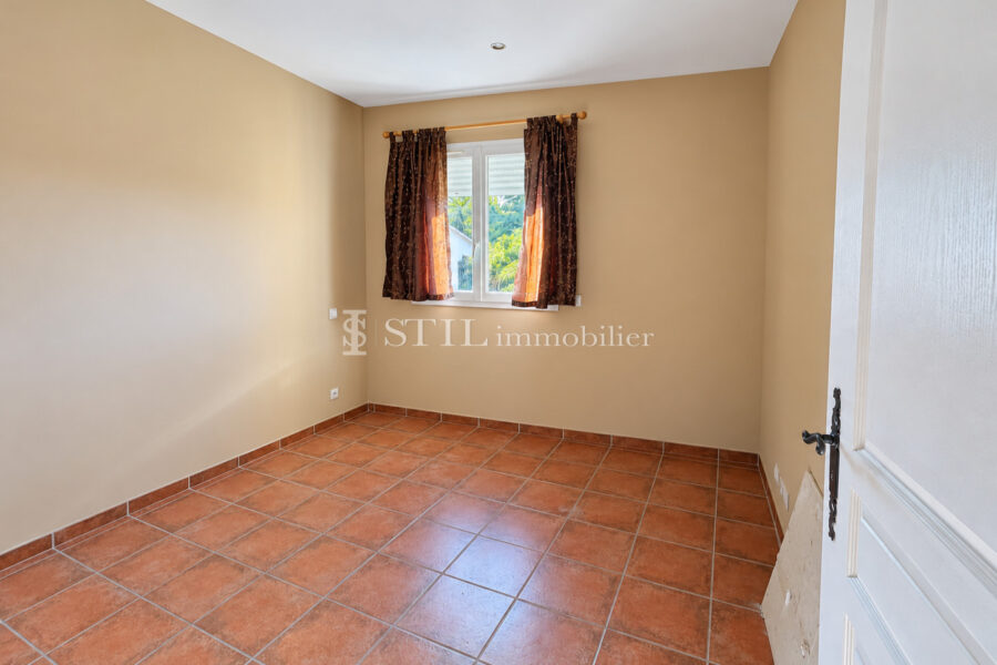 Appartement à vendre à Sainte-Maxime — Vue nature — photo 5