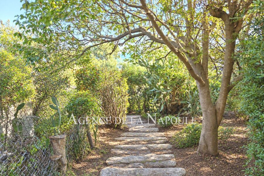 Maison à vendre à Mandelieu-la-Napoule — Vue mer — photo 14
