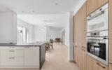 Maison à vendre à Roquefort-les-Pins — Vue parc & jardin — photo 6