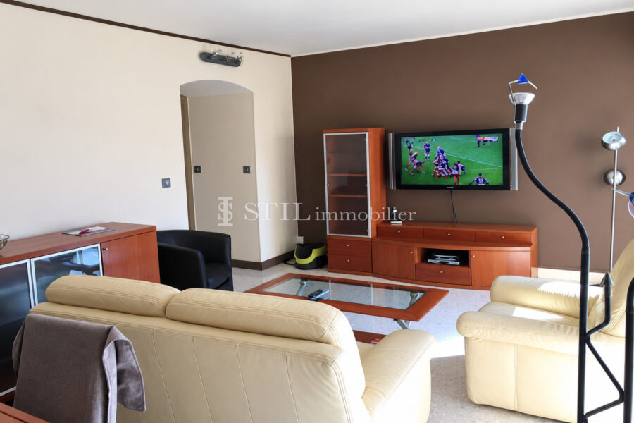 Appartement à vendre à Sainte-Maxime — Vue mer — photo 2