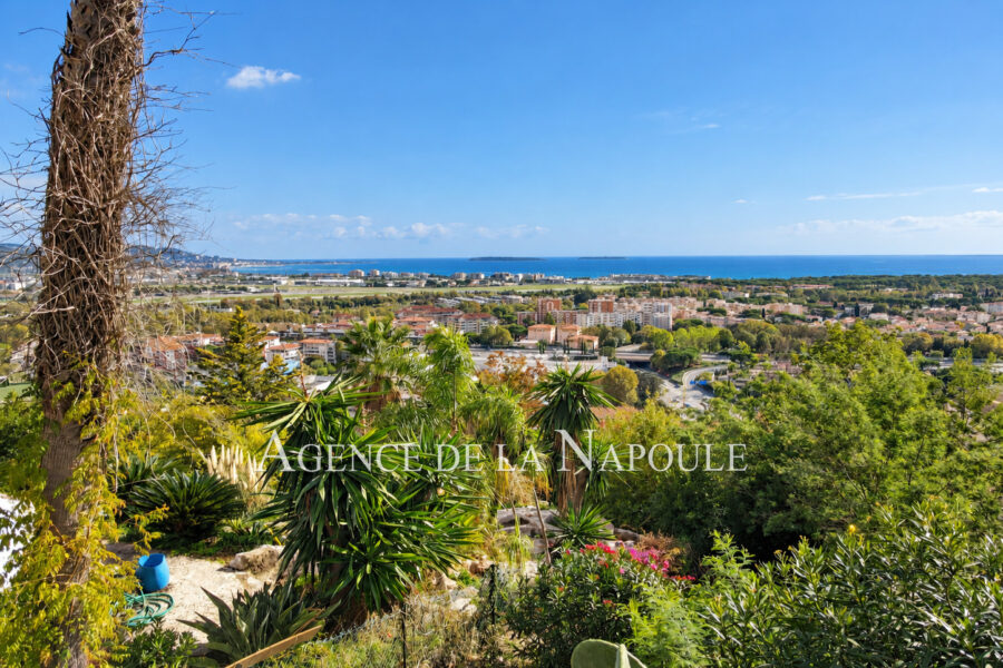 Maison à vendre à Mandelieu-la-Napoule — Vue mer — photo 17