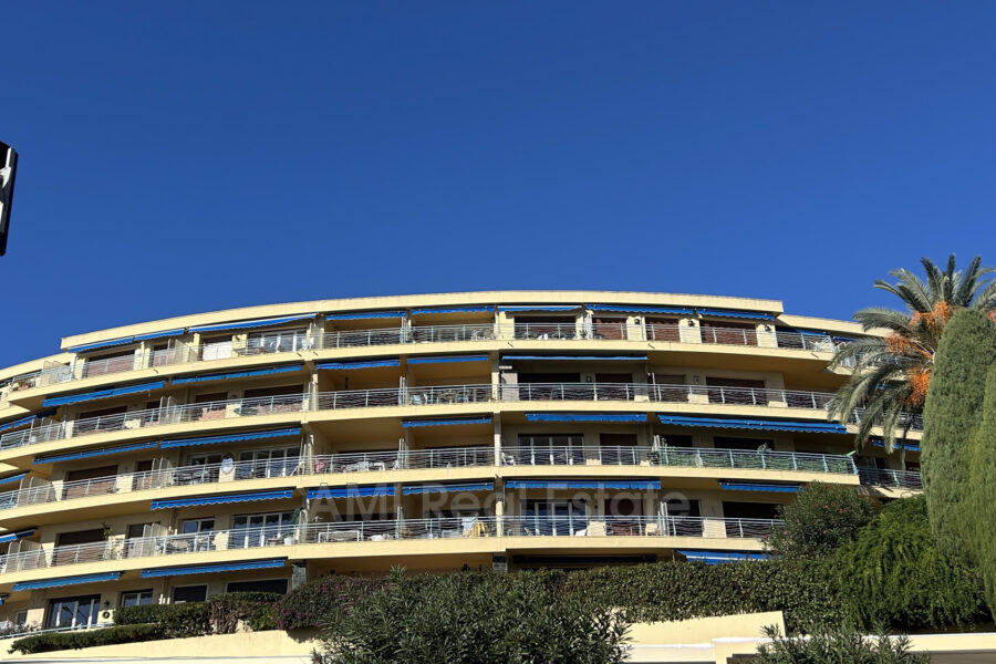 Appartement à vendre à Villefranche-sur-Mer — Vue mer — photo 2