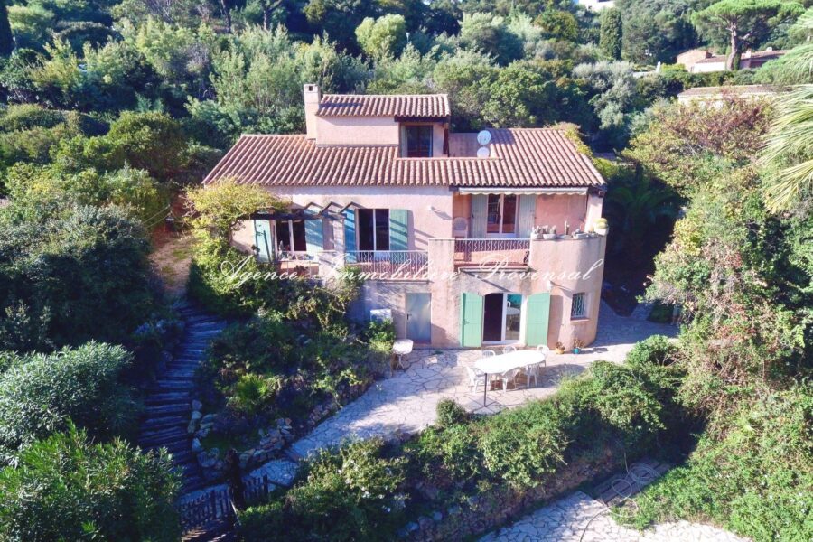 Maison à vendre à Sainte-Maxime — Vue mer — photo 5