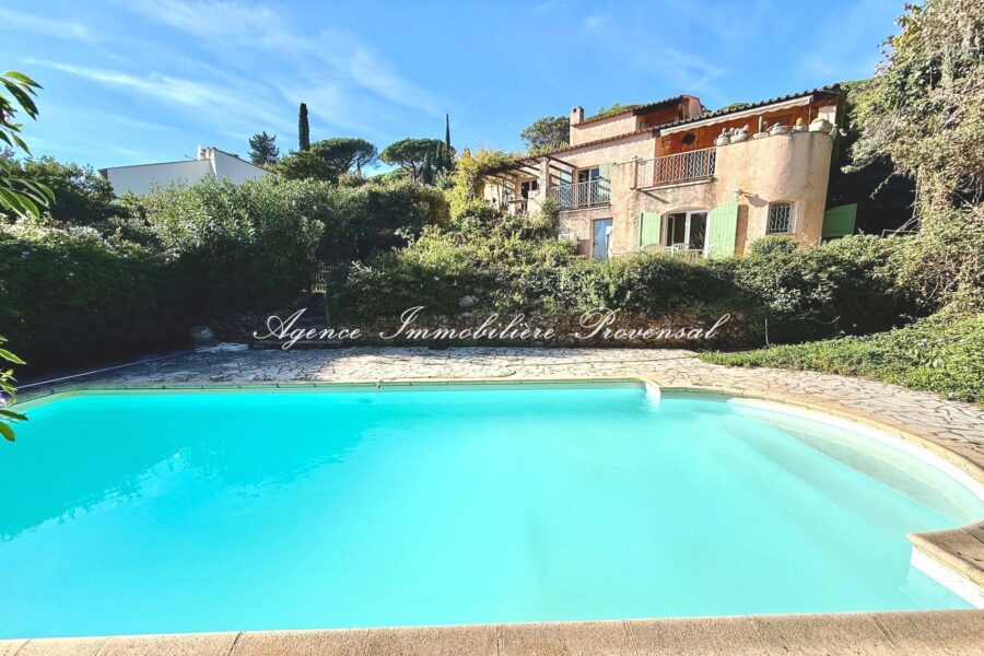 Maison à vendre à Sainte-Maxime — Vue mer — photo 7