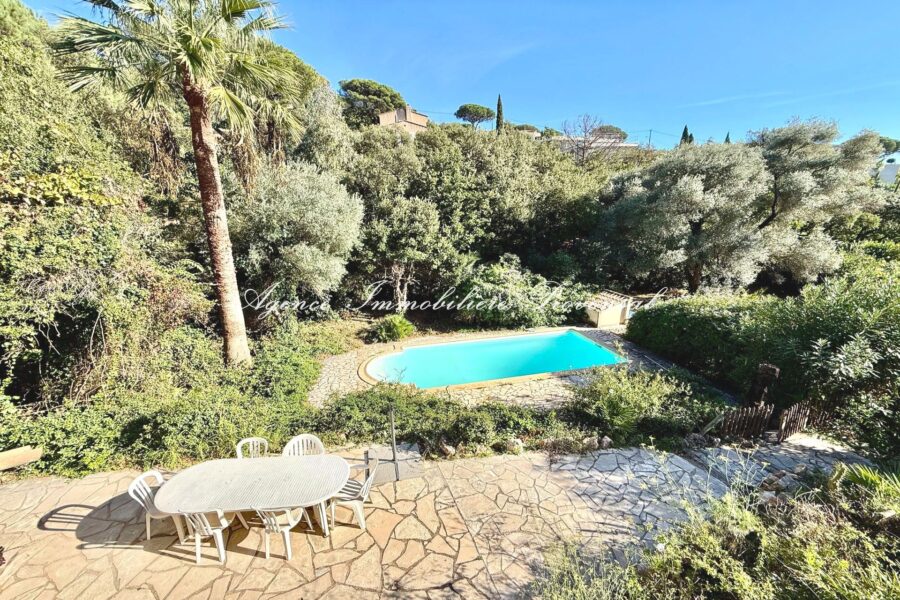 Maison à vendre à Sainte-Maxime — Vue mer — photo 6