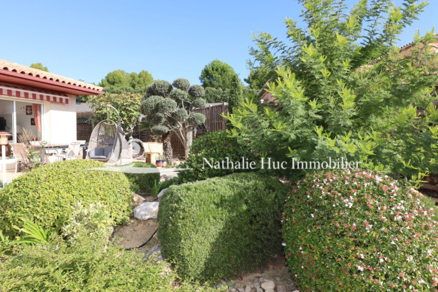 Maison à vendre à Canet-en-Roussillon — Vue parc & jardin — photo 1