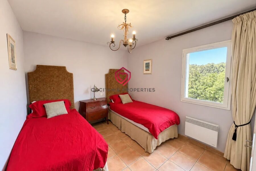 Maison à vendre à Durban-Corbières — Vue parc & jardin — photo 10