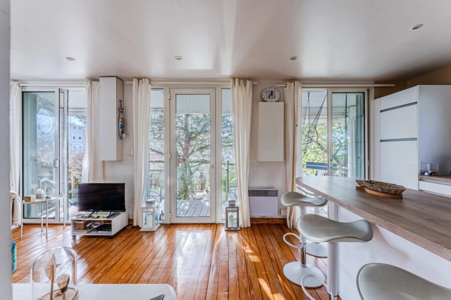 Maison à vendre à Arcachon — Vue sur la ville — photo 6